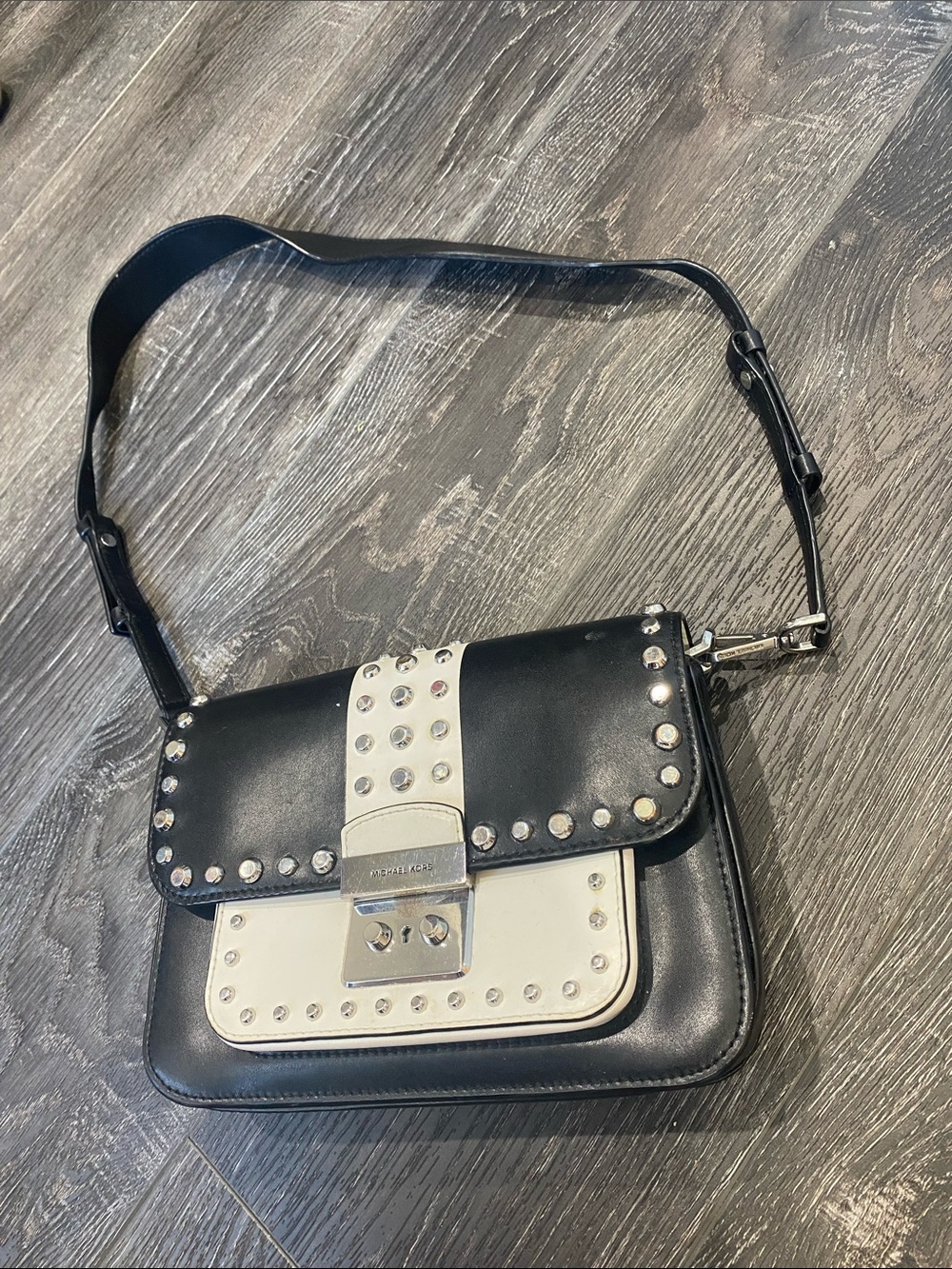 Micheal kors studded leather shoulder bag